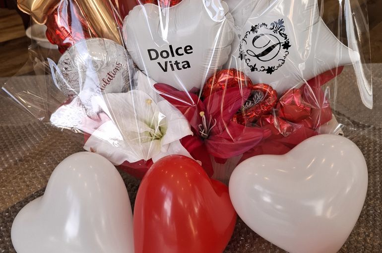 福岡市早良区ドルチェヴィータ★7周年のお祝いをありがとうございます！